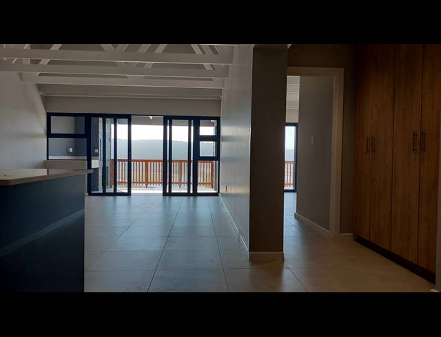 3 BEDROOM FREEHOLD FOR SALE IN BERGSIG